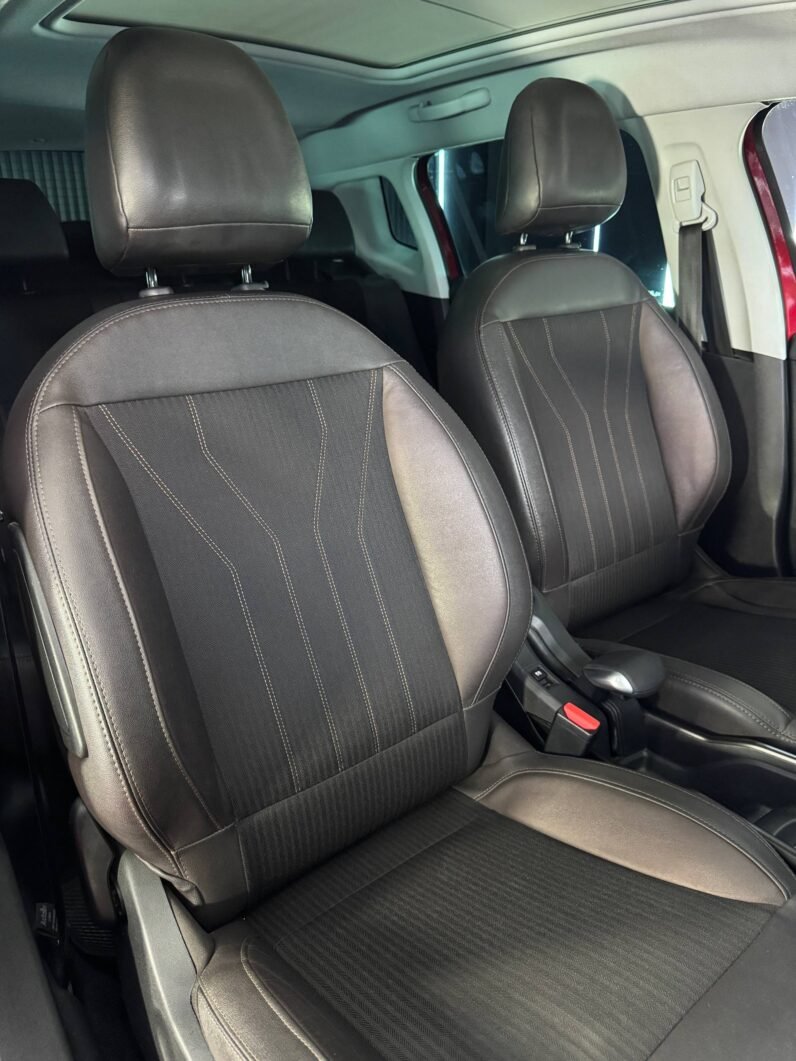 
								PEUGEOT 2008 ACTIV 1.6 AUT full									