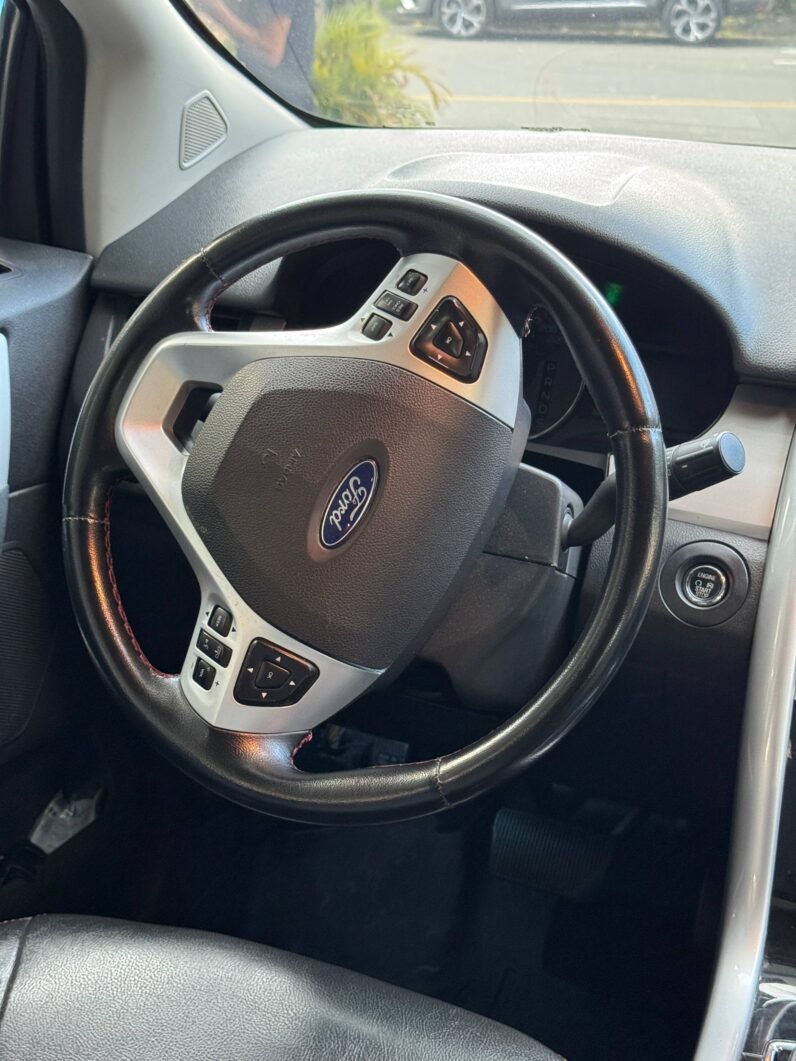 
								FORD EDGE LIMITED 3.5 AT 4X4 full									