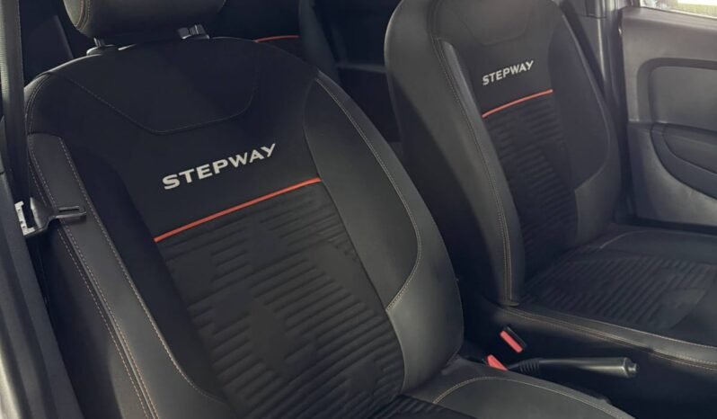 
								RENAULT STEPWAY INTENS AUT CVT 1.6 full									