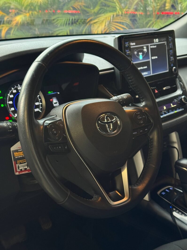 
								TOYOTA COROLLA CROSS XEI HYBRID 1.8 AT full									
