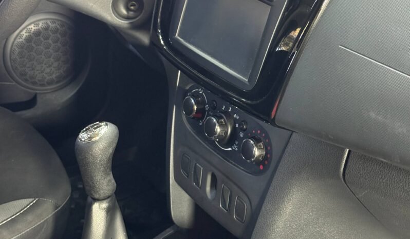 
								RENAULT SANDERO TRIPADVISOR MT 1.6 full									