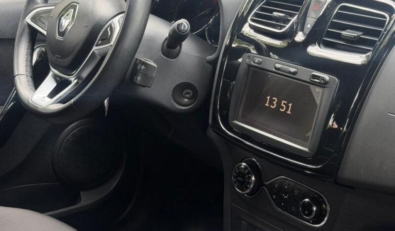 
								RENAULT STEPWAY INTENS AUT CVT 1.6 full									