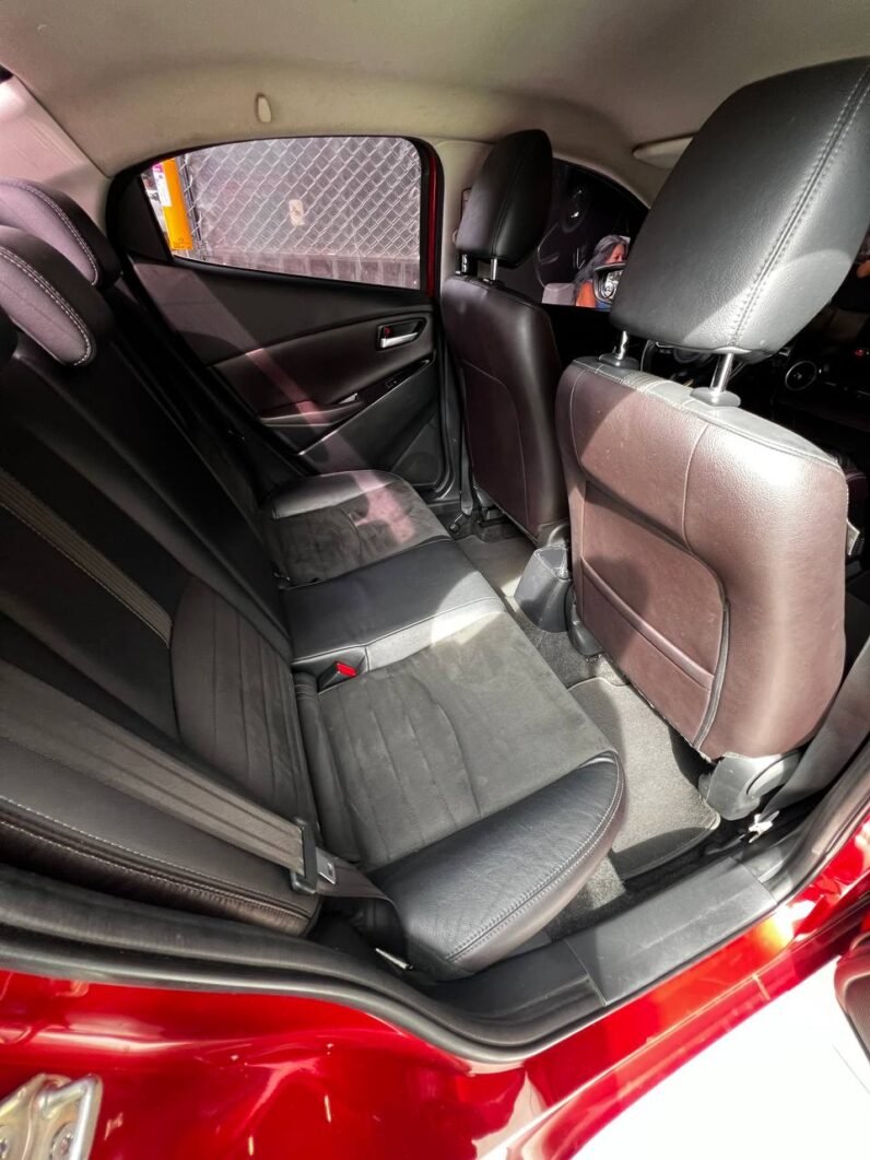 
								MAZDA 2 GRAND TOURING LX SEDAN  1.5 AT full									