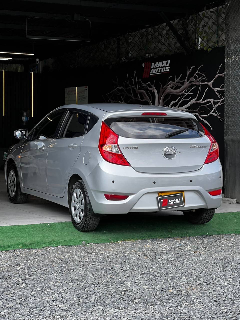 HYUNDAI ACCENT I25 AT 1.6 HB