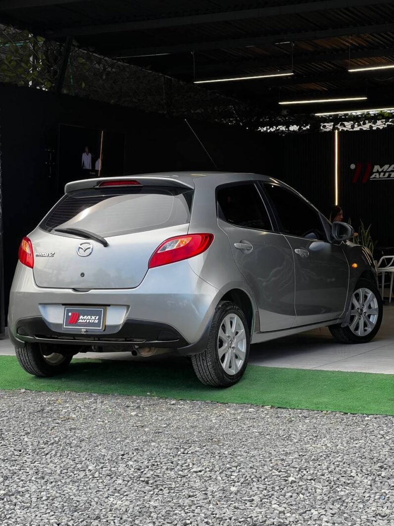 
								MAZDA 2 HB MT full									