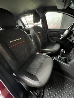 
										RENAULT STEPWAY INTENS AUT CVT 1.6 full									