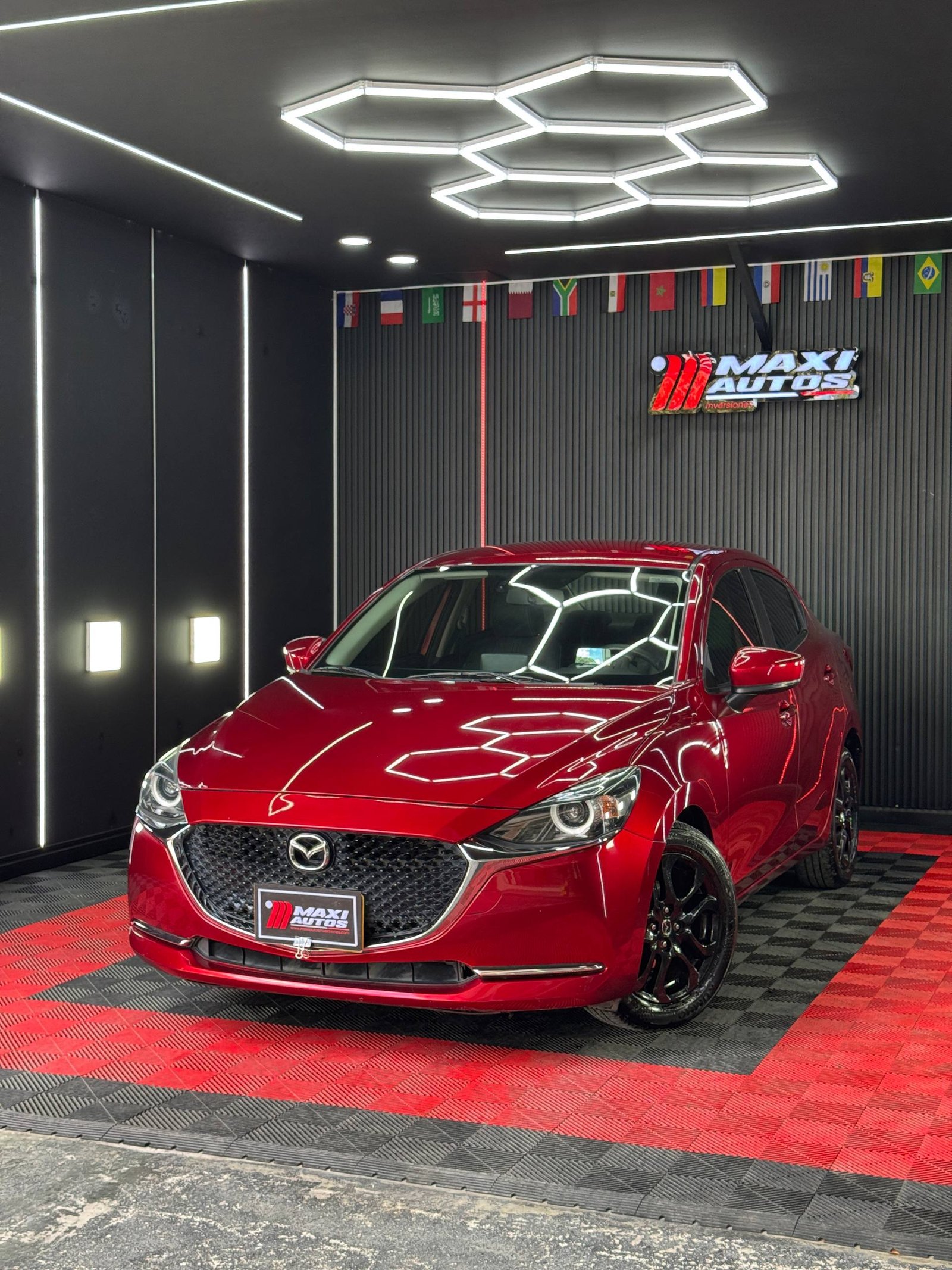 MAZDA 2 GRAND TOURING AT SD