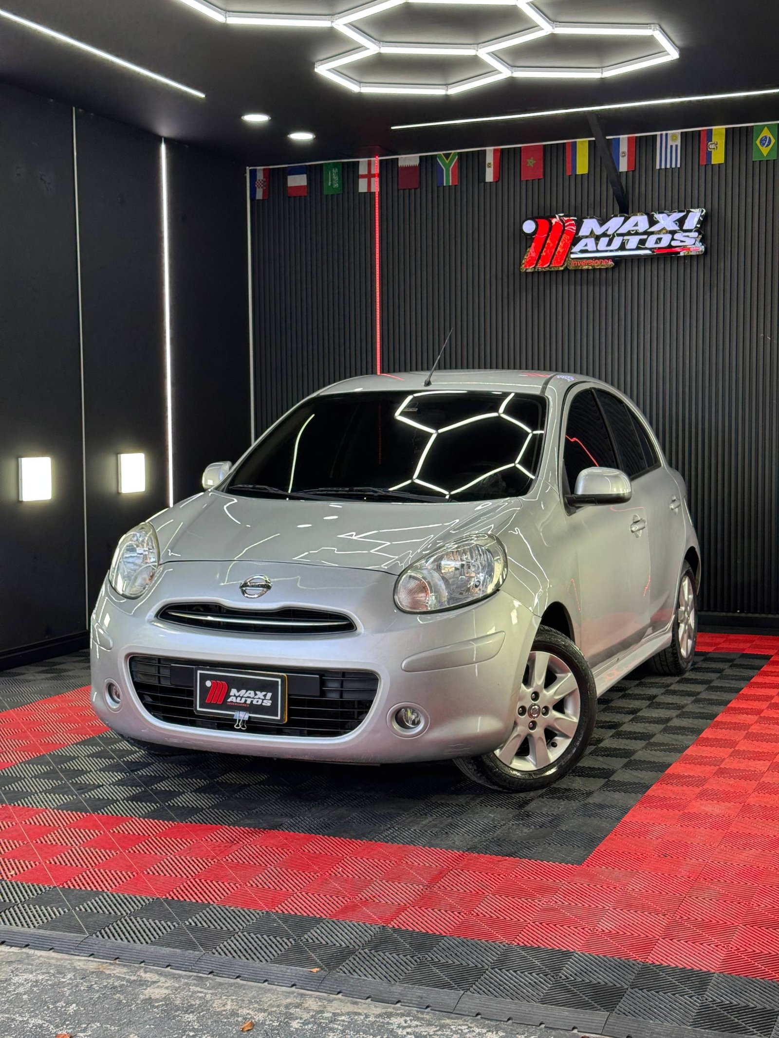 NISSAN MARCH ADVANCE 1.6L AT