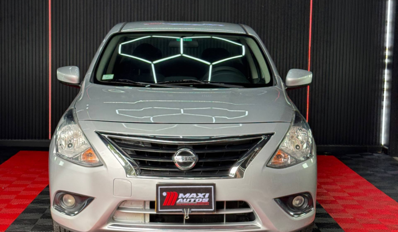 
								NISSAN VERSA ADVANCE AT 1.6 full									