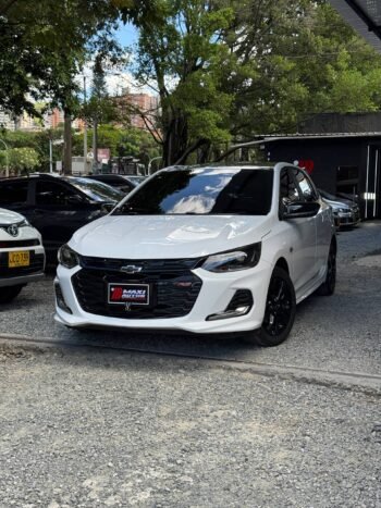 CHEVROLET ONIX RS MT HB
