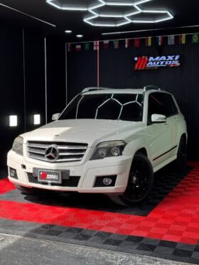 MERCEDES-BENZ GLK300 4MATIC 3.0L AT