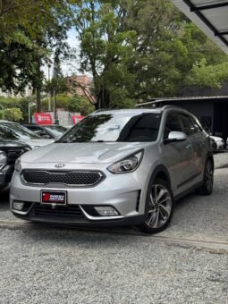 KIA NIRO ZENITH 1.6 AT HIBRIDO