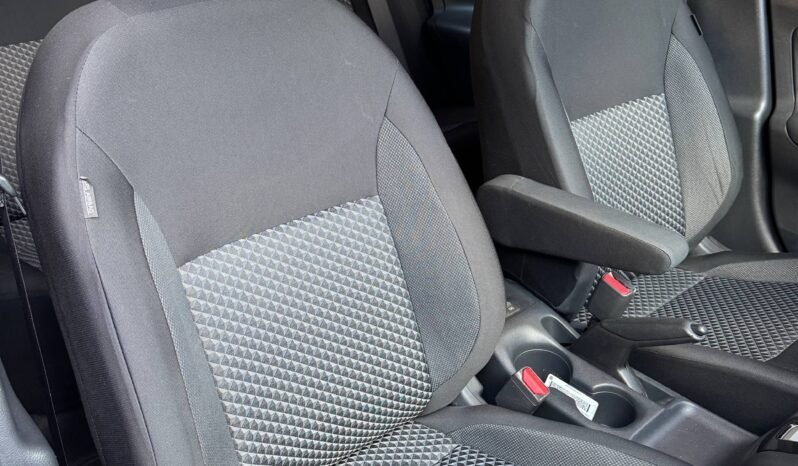 
								NISSAN NEW VERSA SENSE AT 1.6 full									