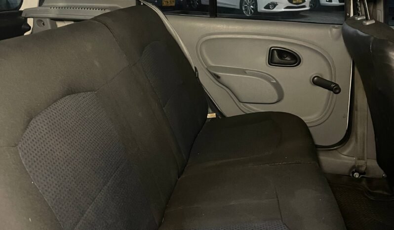 
								RENAULT CLIO CAMPUS full									