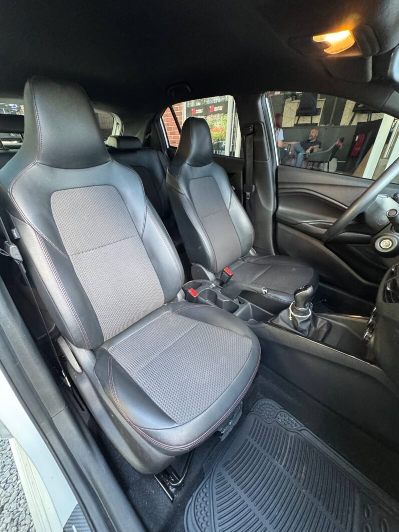 
								CHEVROLET ONIX RS MT HB full									