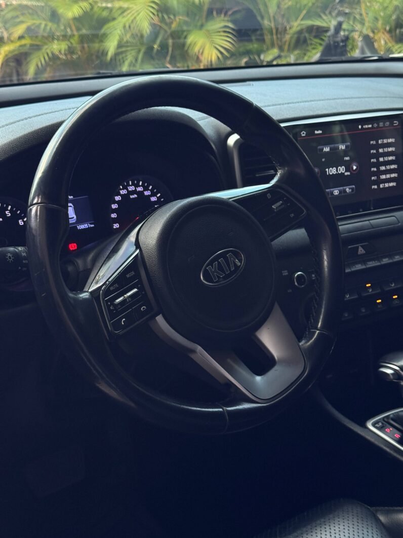 
								KIA SPORTAGE DESIRE 2.0 AT 4X2 full									