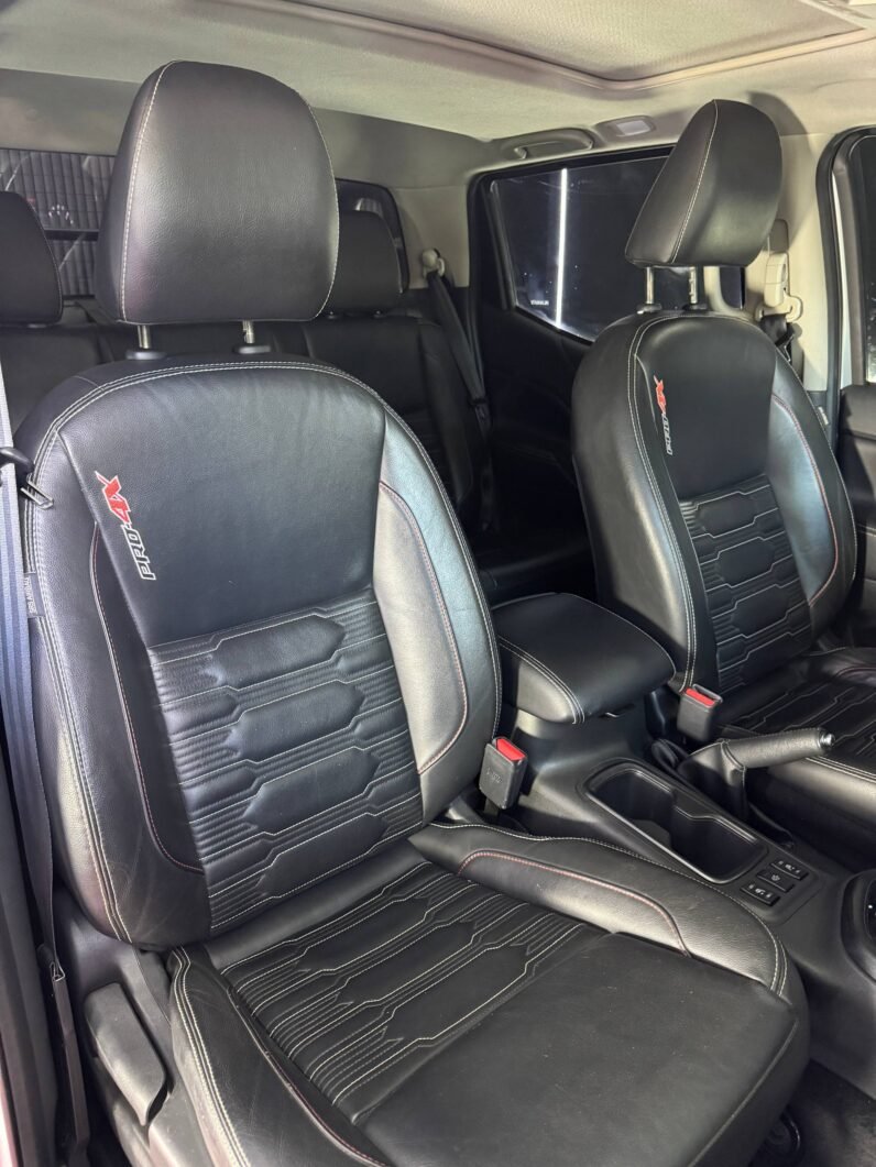 
								NISSAN FRONTIER PRO-4X EURO 2.3 AT 4X4 DIESEL full									