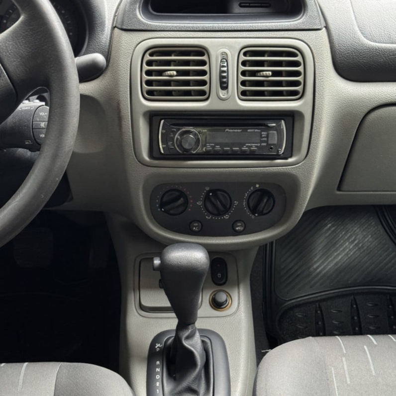 
								RENAULT  SYMBOL II LUXE MT 1.6 full									