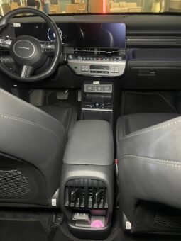
										HYUNDAI KONA LIMITED HIBRIDA 1.6 AT 4X2 full									