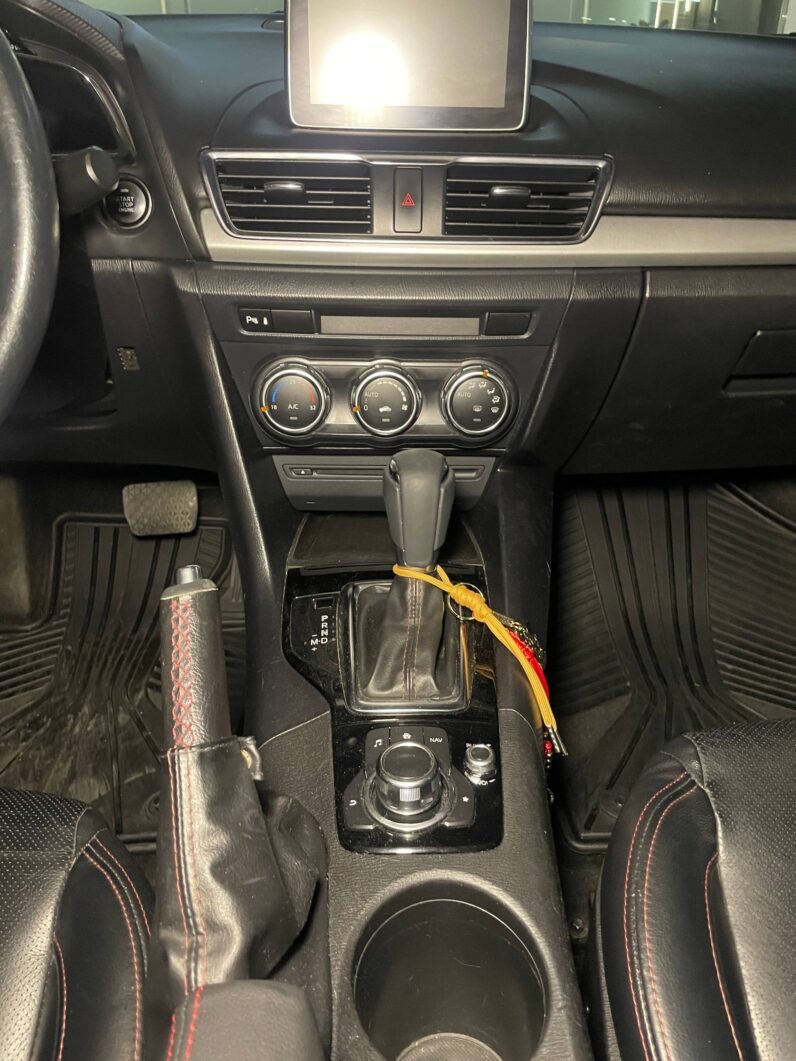
								MAZDA 3 GRAND TOURING 2.0 AT full									