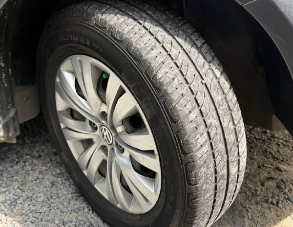 
								VOLKSWAGEN VOYAGE TRENDLINE MT 1.6 SD full									
