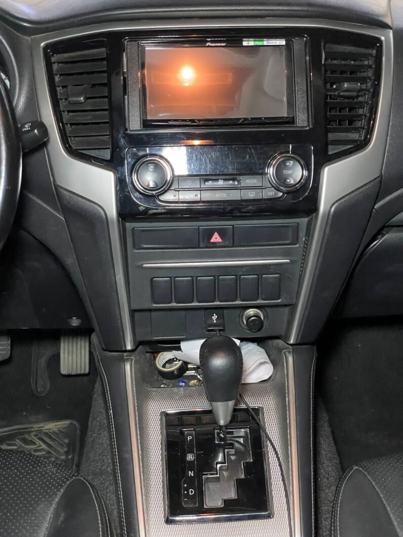 
								MITSUBISHI L200 GLS AT DIESEL 4X4 full									