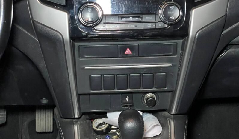 
								MITSUBISHI L200 GLS AT DIESEL 4X4 full									