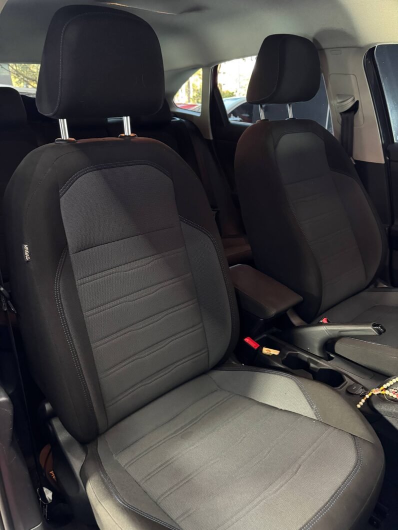 
								VOLKSWAGEN NIVUS COMFORTLINE AT 1.0 TURBO 4X2 full									