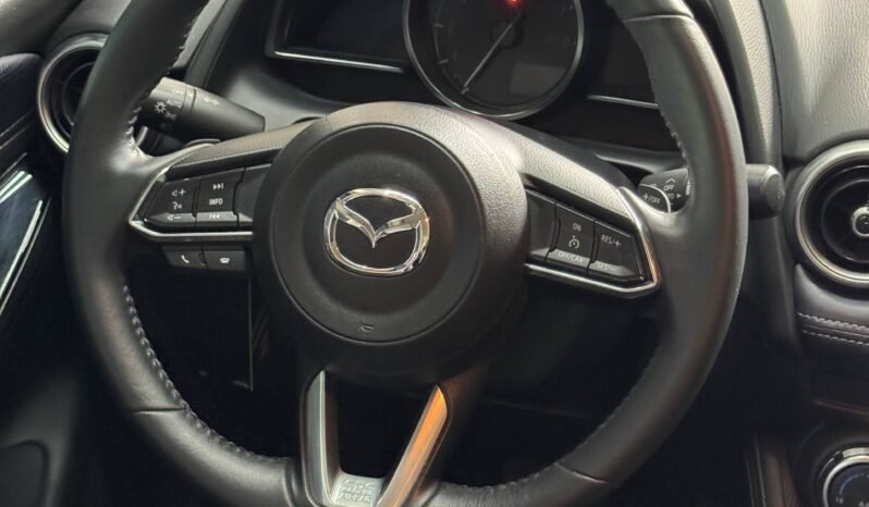 
								MAZDA 2 GRAND TOURING LX 1.5 AT full									