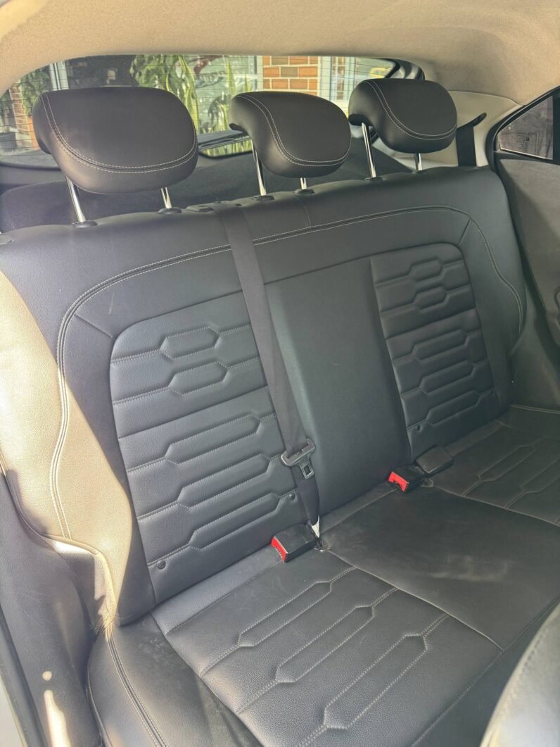 
								CHEVROLET ONIX LTZ HB MT 1.4 full									