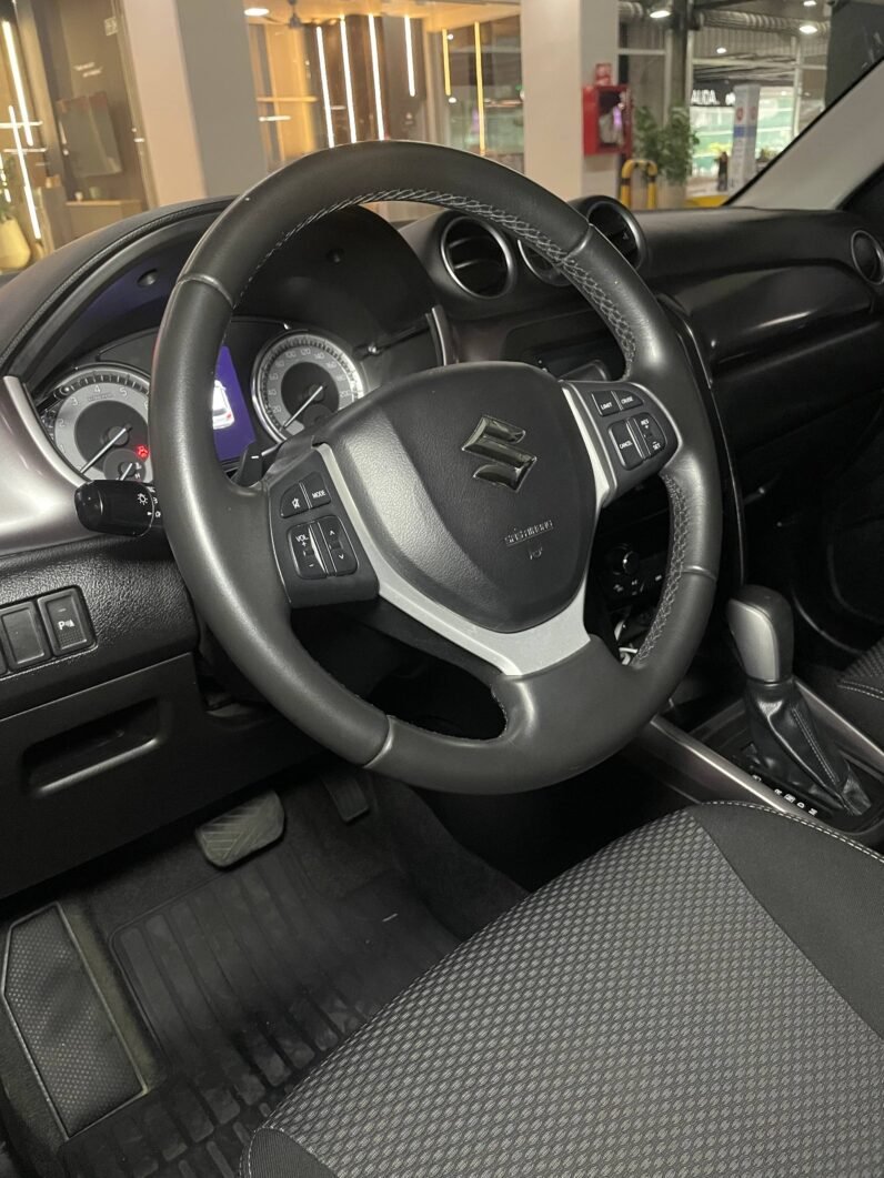 
								SUZUKI VITARA GL AT 1600CC 2AB ABS 4X2 AA full									