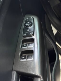 
										KIA SPORTAGE DESIRE 2.0 AT 4X2 full									