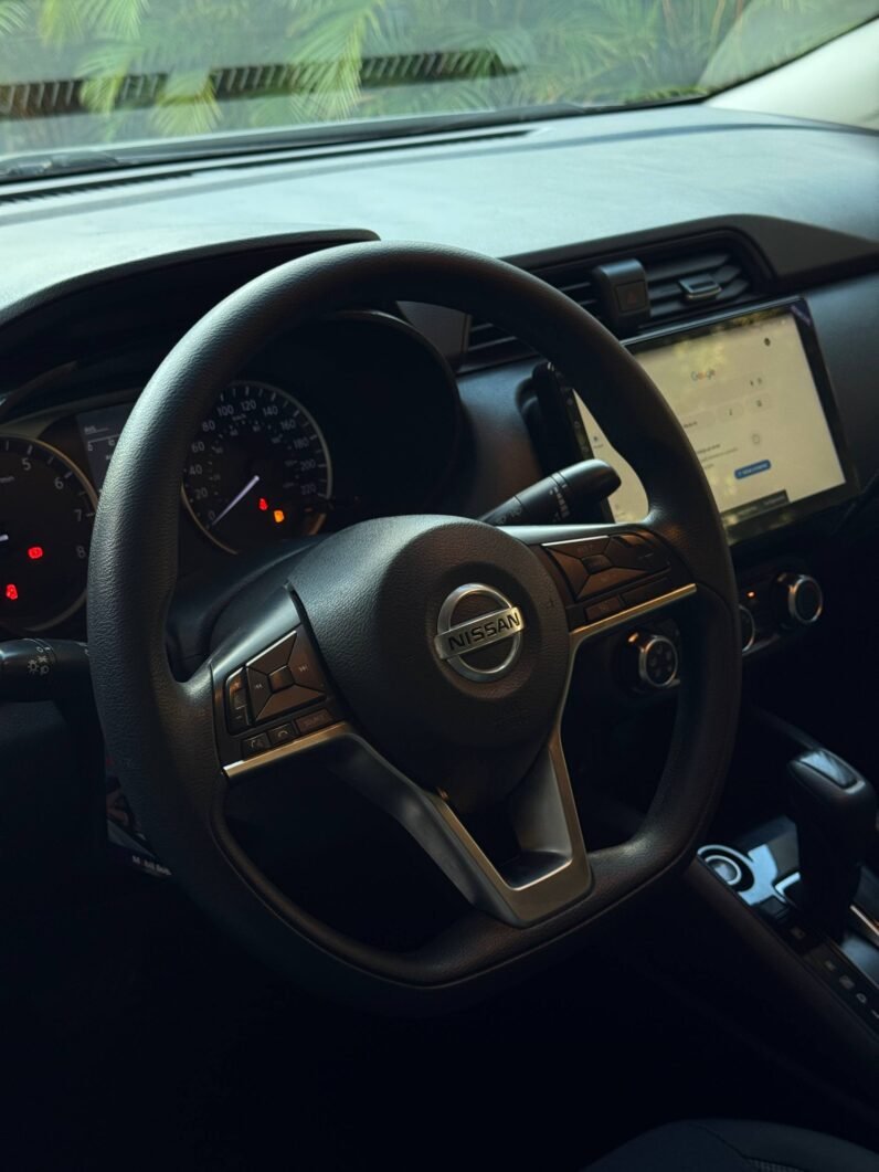 
								NISSAN NEW VERSA SENSE AT 1.6 full									