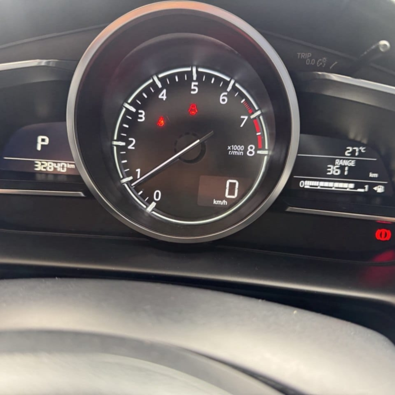 
								MAZDA 2 GRAND TOURING LX 1.5 AT full									