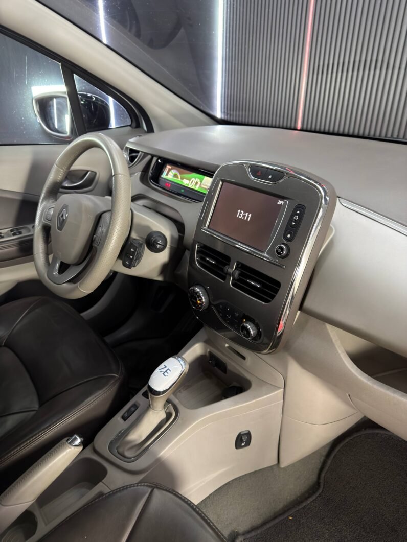 
								RENAULT ZOE ULTIMATE full									