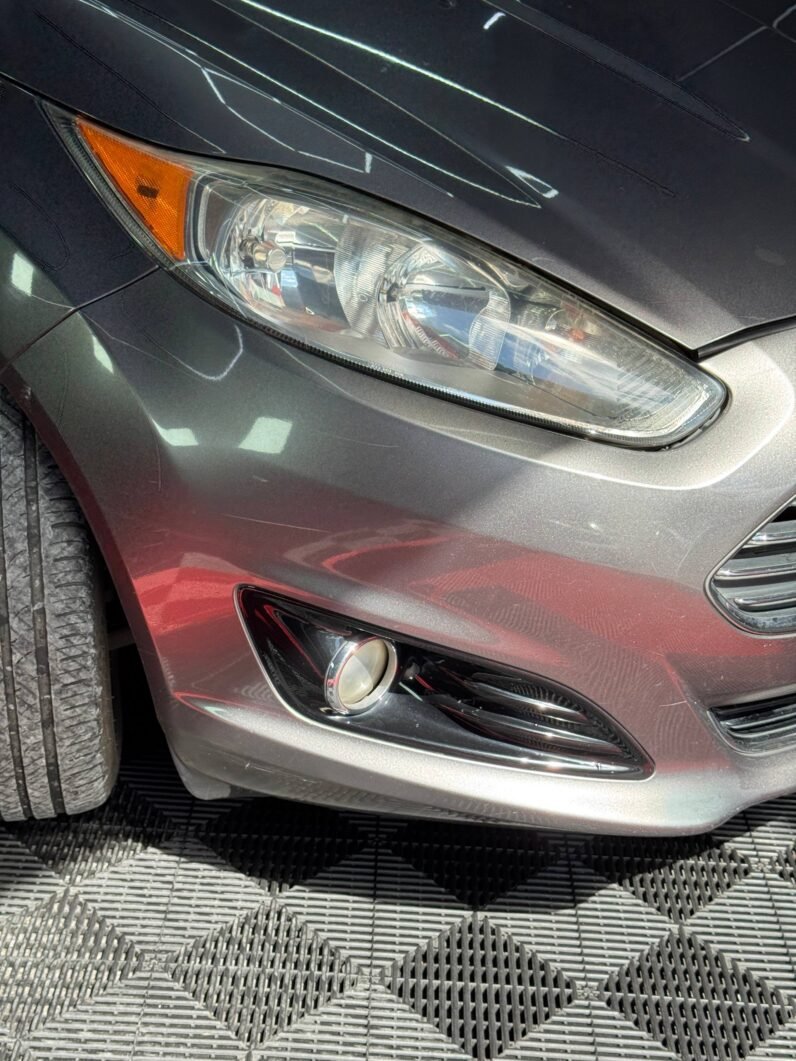 
								FORD FIESTA TITANIUM AT 1.6 full									
