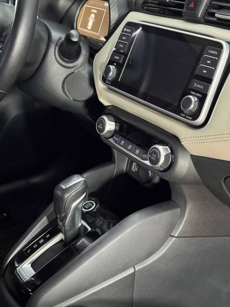 
								NISSAN NEW VERSA EXCLUSIVE SD AT full									