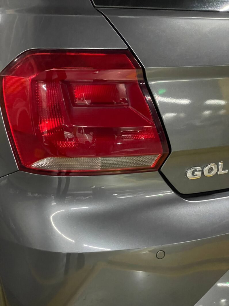 
								VOLKSWAGEN GOL COMFORTLINE MT 1.6 full									