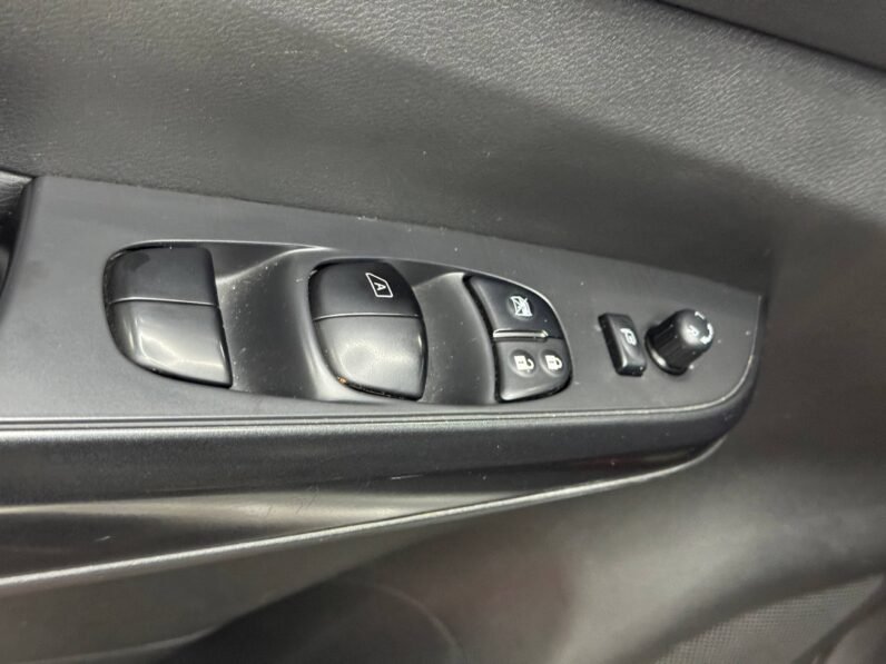 
								NISSAN FRONTIER PRO-4X EURO 2.3 AT 4X4 DIESEL full									