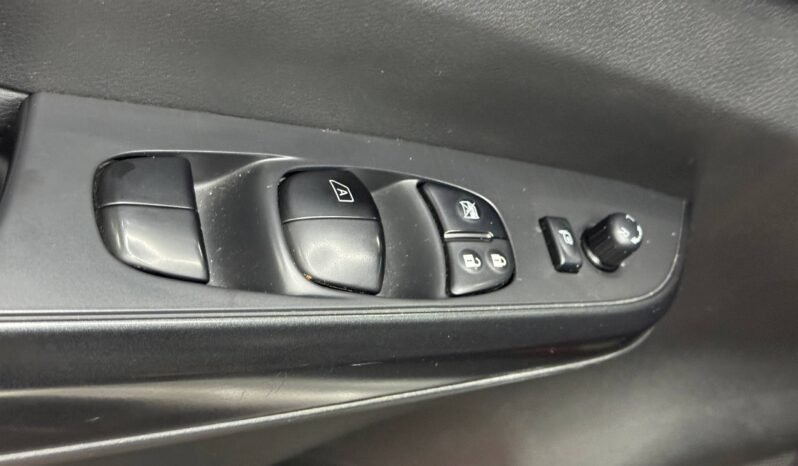 
								NISSAN FRONTIER PRO-4X EURO 2.3 AT 4X4 DIESEL full									