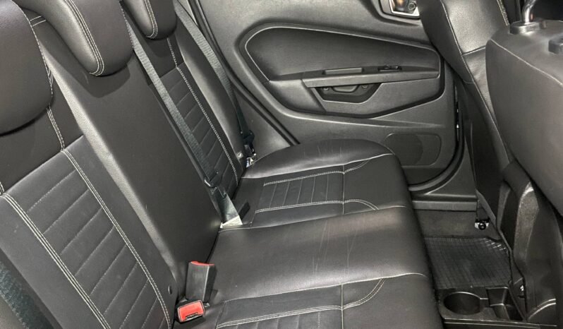 
								FORD FIESTA TITANIUM full									
