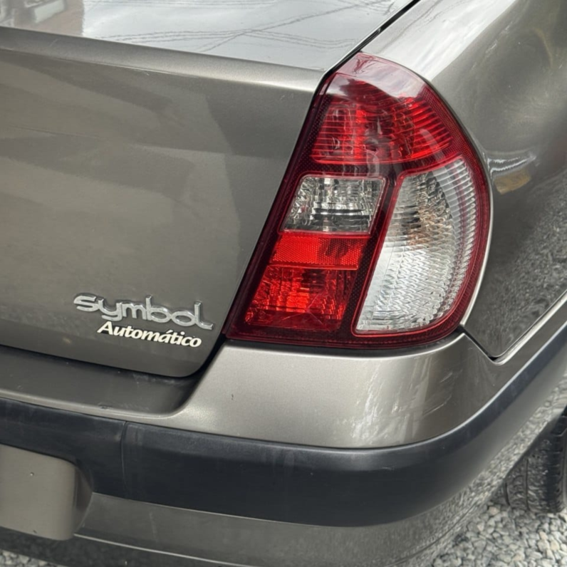
								RENAULT  SYMBOL II LUXE MT 1.6 full									