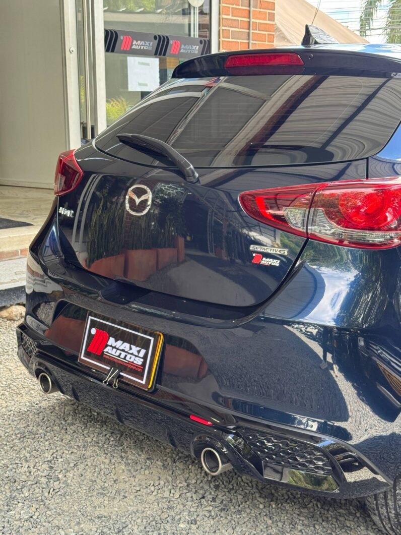 
								MAZDA 2 CARBÓN EDITION HB 2.0 full									