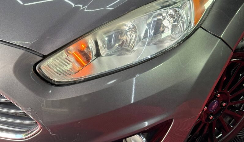 
								FORD FIESTA TITANIUM AT 1.6 full									