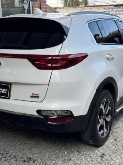 
										KIA SPORTAGE DESIRE 2.0 AT 4X2 full									