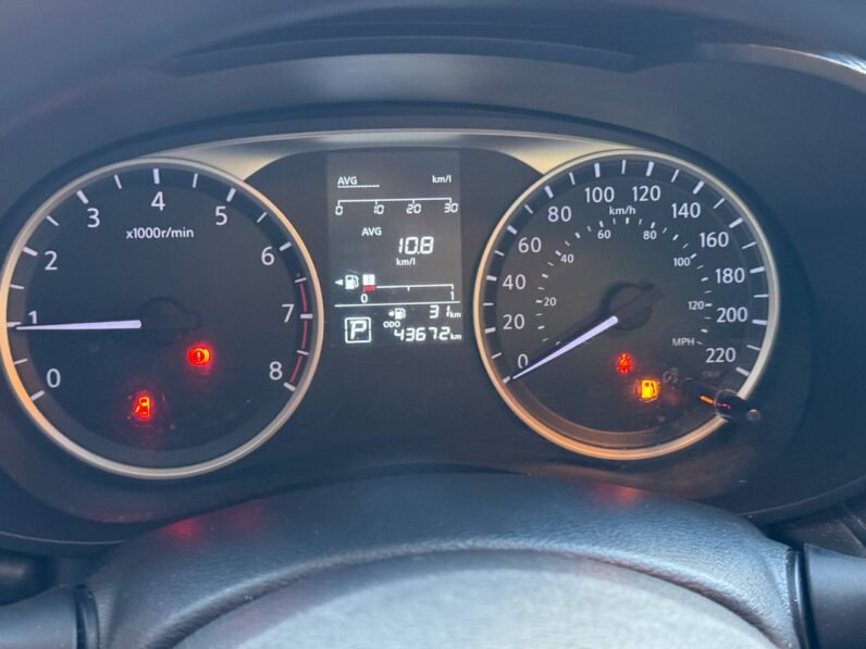 
								NISSAN NEW VERSA SENSE AT 1.6 full									