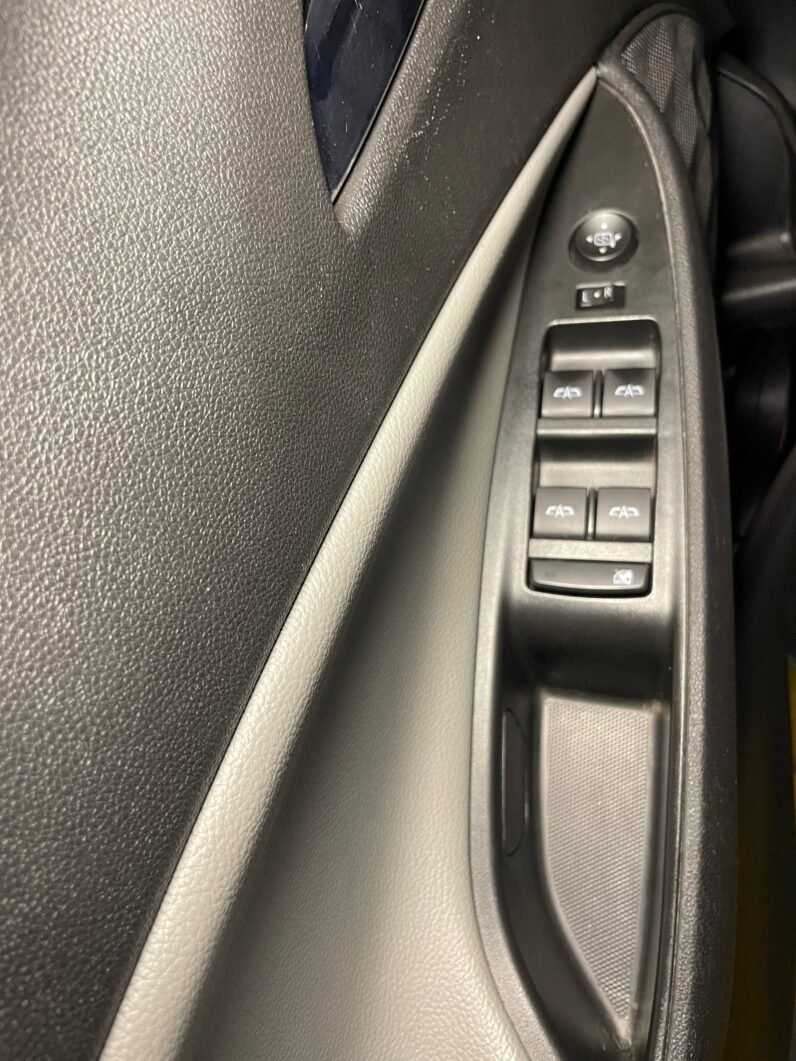 
								CHEVROLET ONIX PREMIER TURBO 1.0L HB AT full									