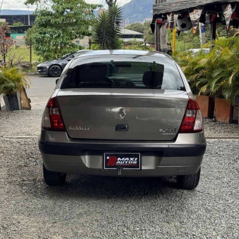 
								RENAULT  SYMBOL II LUXE MT 1.6 full									