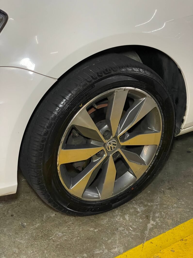 
								VOLKSWAGEN GOL HIGHLINE MT 1.6 full									