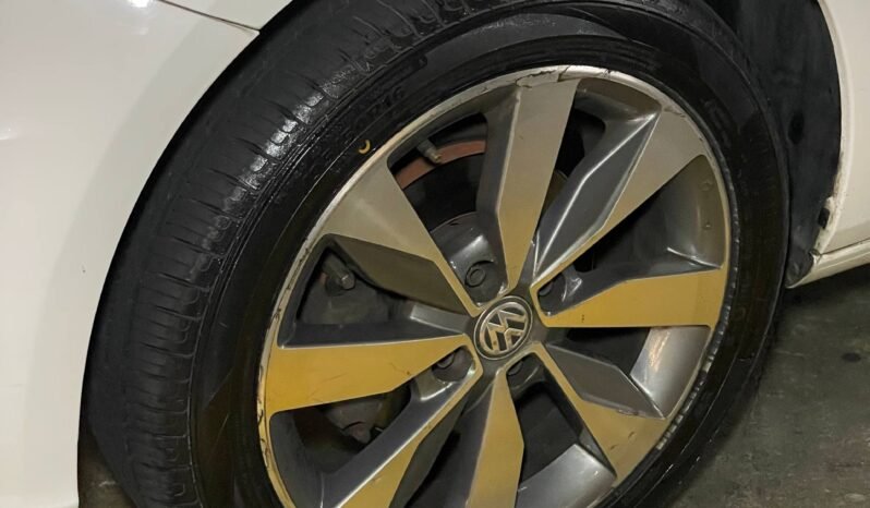 
								VOLKSWAGEN GOL HIGHLINE MT 1.6 full									